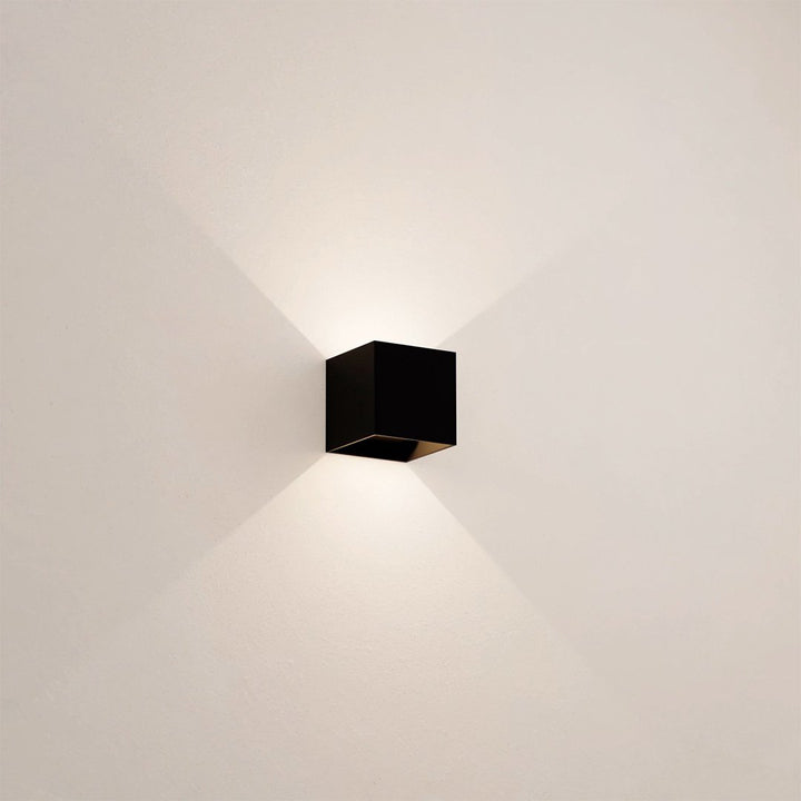 XENA — Applique murale LED à volets orientables