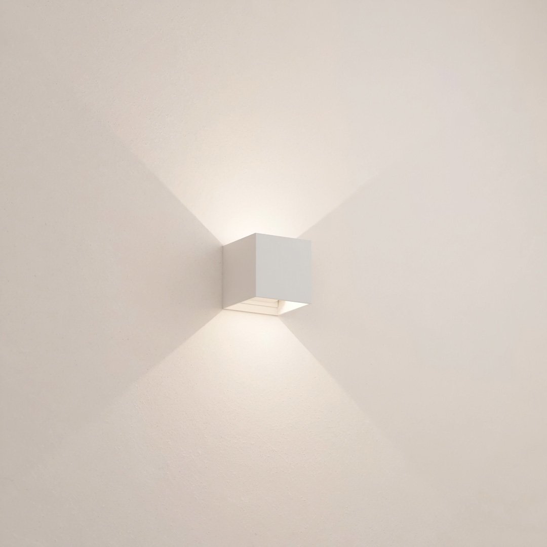 XENA — Applique murale LED à volets orientables