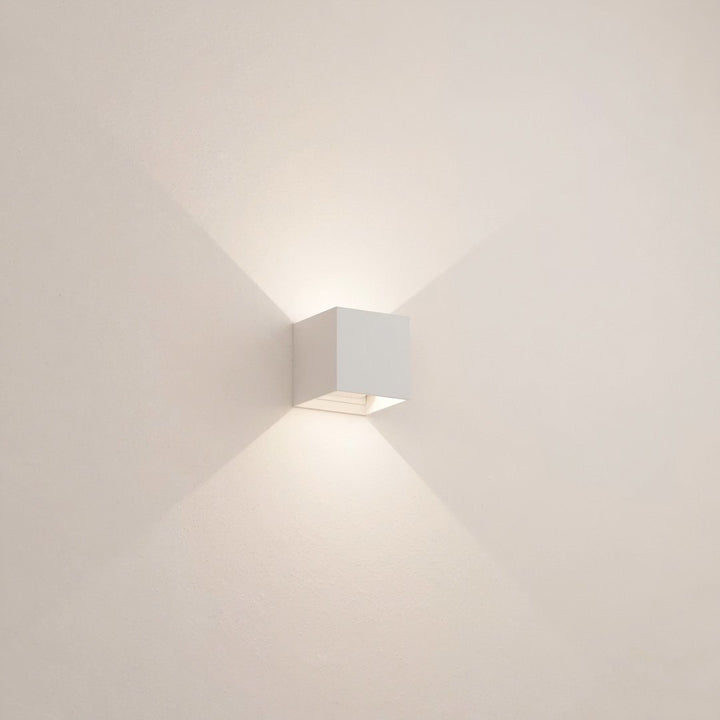 XENA — Applique murale LED à volets orientables
